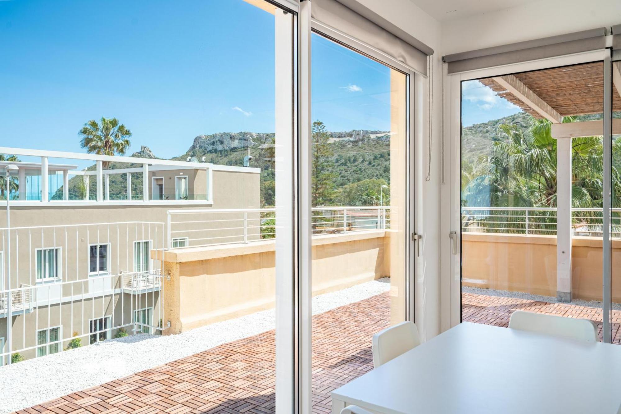 Terrazza Sella Del Diavolo - Vista Mare - Wifi Ac Lejlighed Cagliari Eksteriør billede